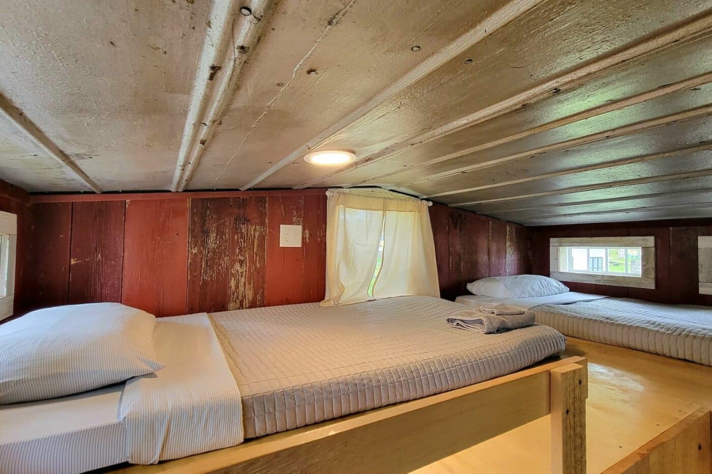 airbnb cabins interior 1