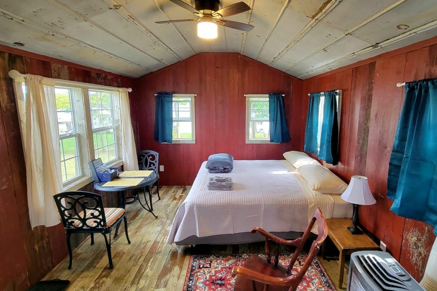 airbnb cabins interior 2