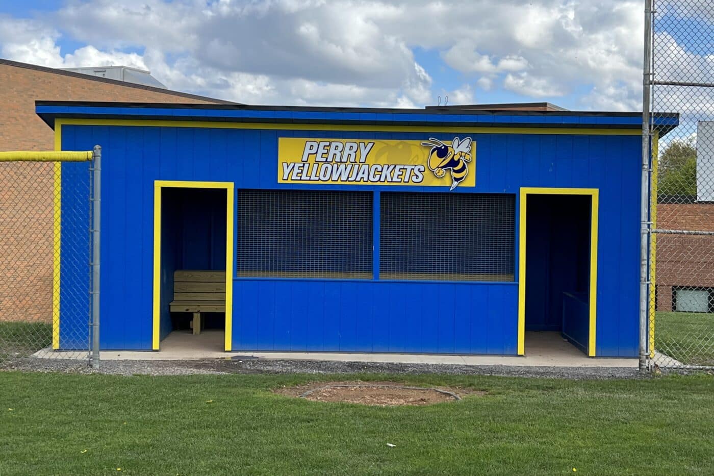 baseball dugout01
